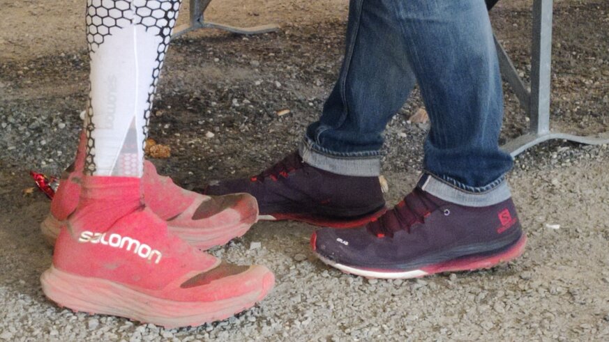 Primera vez que se gana UTMB con unas zapatillas con placa